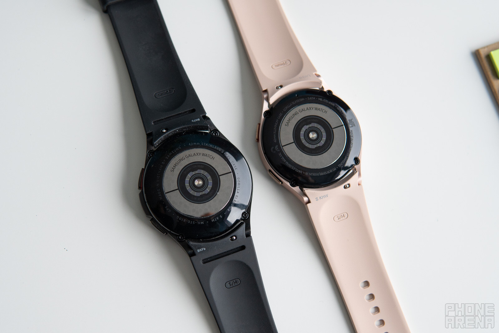 Samsung Galaxy Watch 4 vs. Galaxy Watch 4 Classic