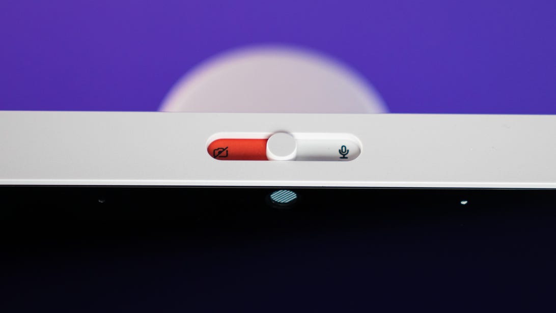HP Chromebase 2022 camera and mic mute slider