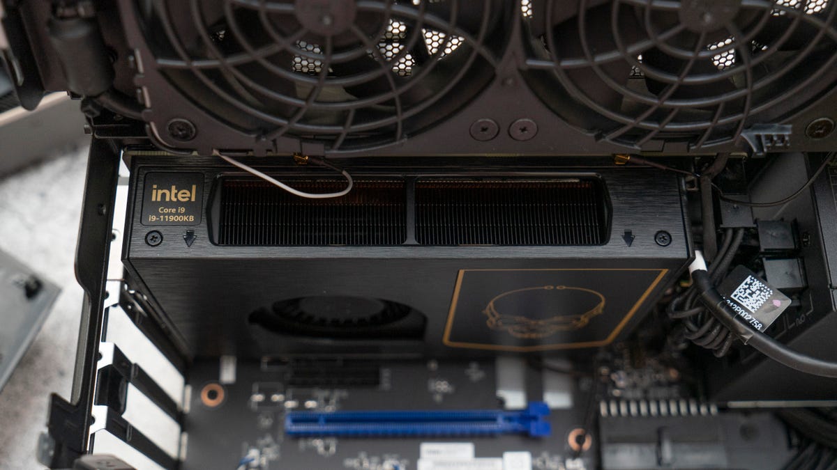 intel-nuc-11-extreme-kit-dsc03596