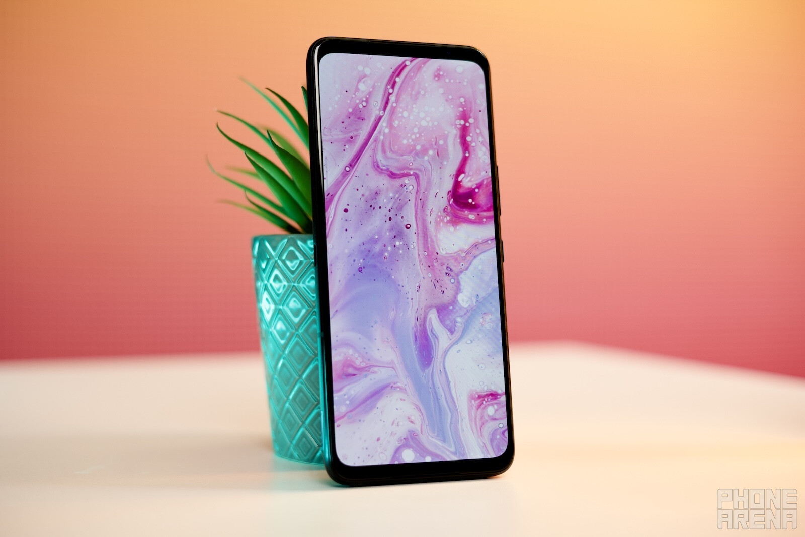 ROG Phone 6D Ultimate review: an unlikely hero underneath